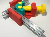 Bench Vise III (velocità di traslazione = 5,5 mm/giro)-2