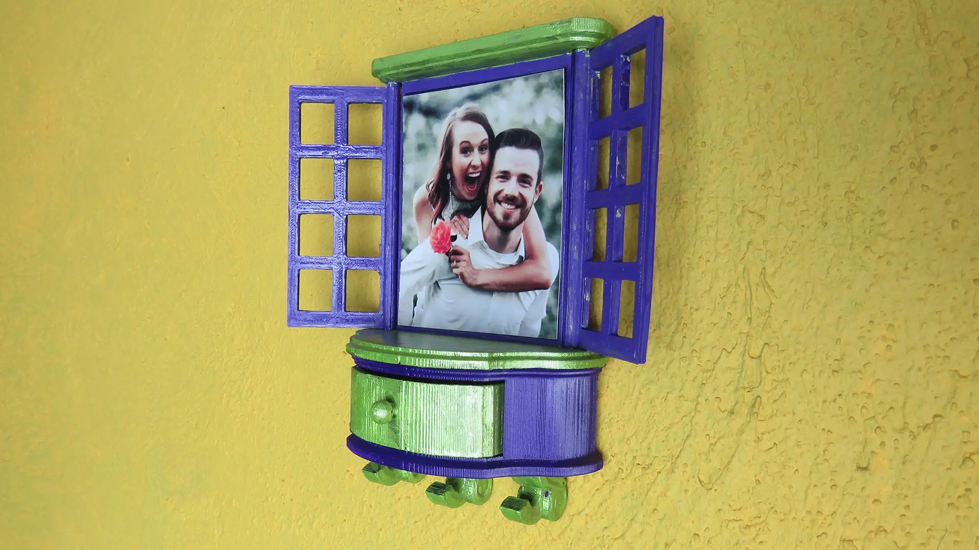 TABLE, DRAWER AND KEY HOLDER IN THE SHAPE OF A WINDOW