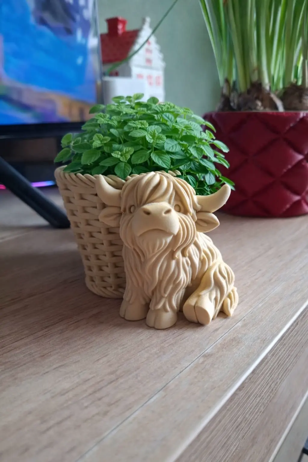 Highland Charm – Cozy Cow Planter Basket