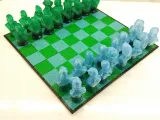 "Breaking Bad" Chess Set: Liquid-Filled & Glow-in-the-Dark N-1
