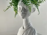 Gaia's Echo Planter-2
