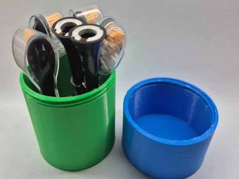 Long box with screw cap