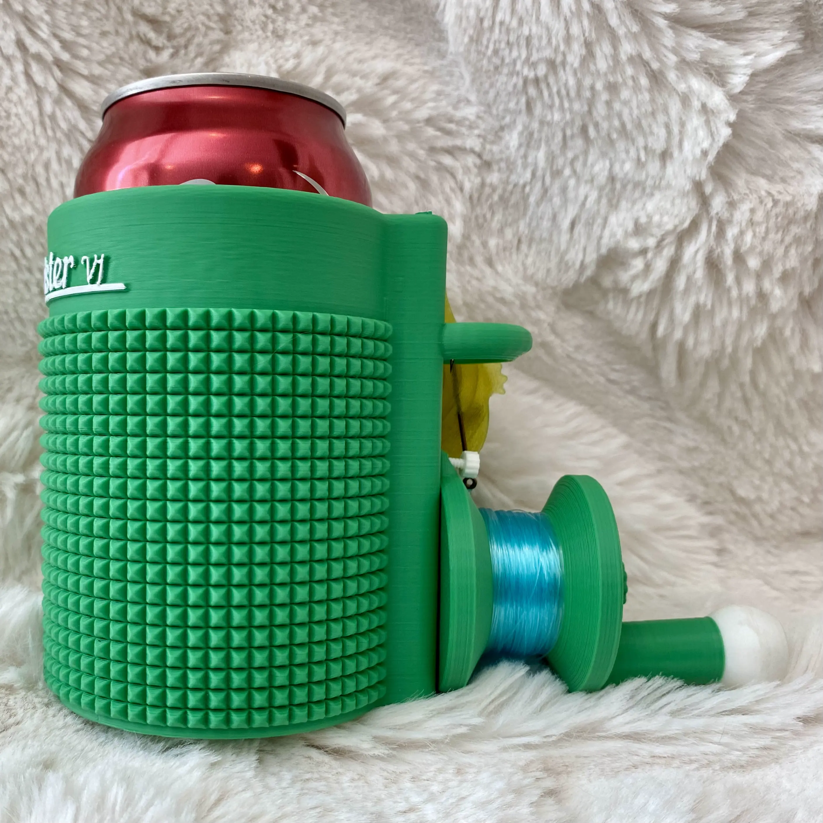 Can Caster V1 – Keep Your Drink Cold While You Cast!