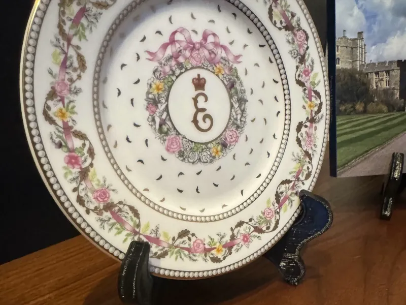 Plate/Book Stand
