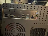 NAS Enclosure (7-Bay, ATX Power Supply, 1x 2.5", 6x 3.5")-4