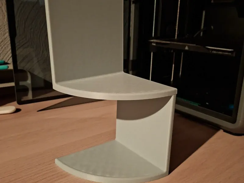 Stackable corner shelf