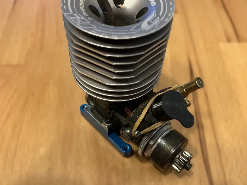 RC 1/8 Maßstab Nitromotor Ansaug- und Auspuffabdeckung