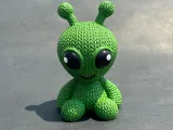 Knitted Alien-1