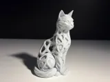 座った猫の像-0