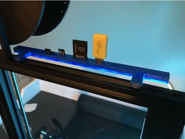 Ender 3 Led Strip Holder cu suport pentru card SD