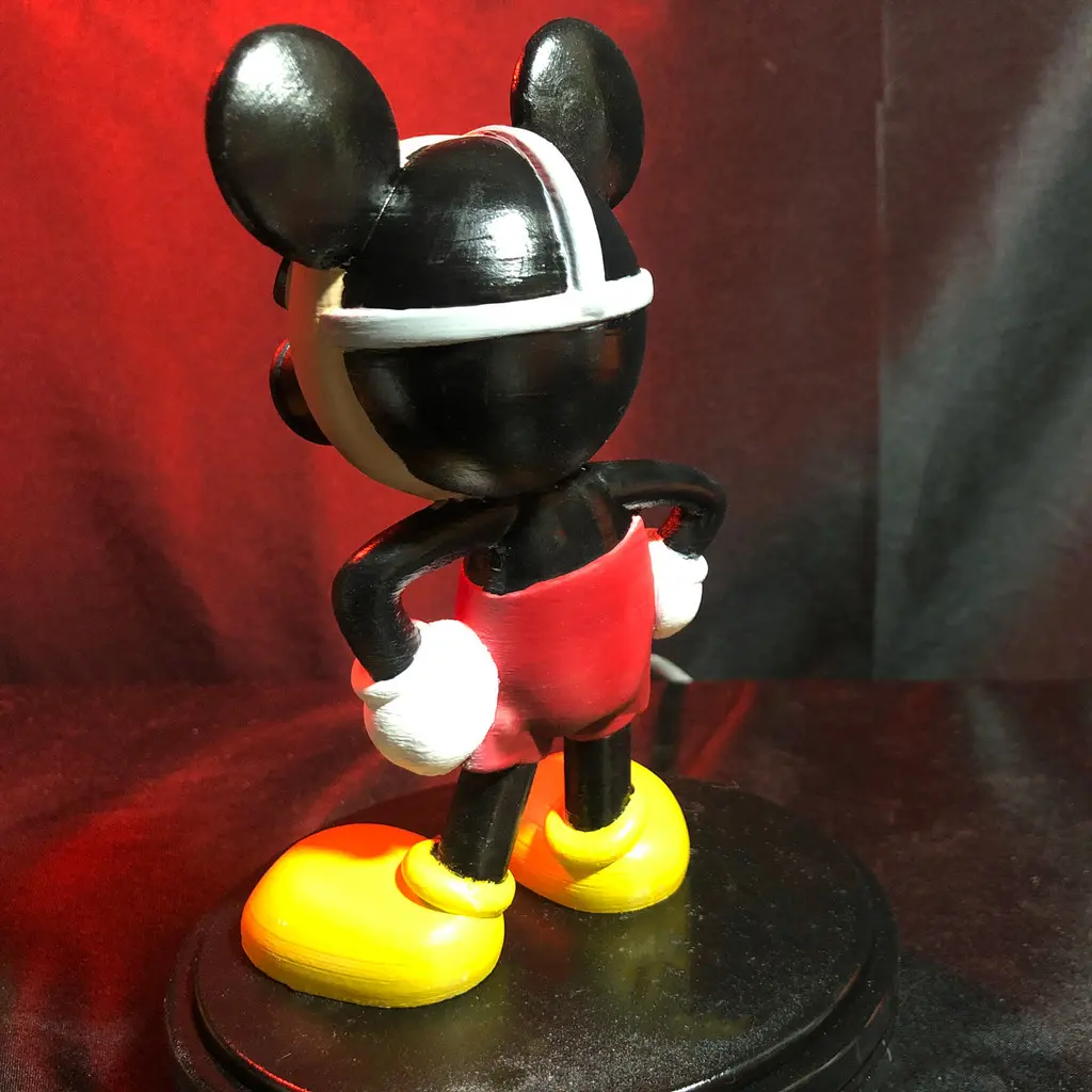 Mickey Mouse gaz maskesi
