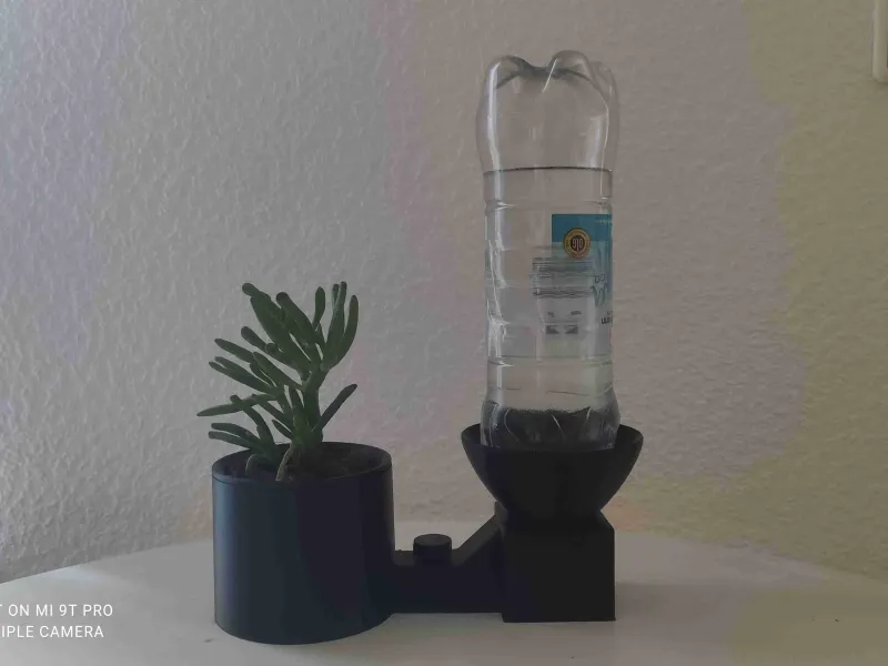 Zelfvullende plantenbak