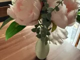 Beautiful rustic flower vase-4