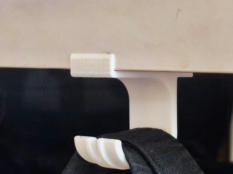 TABLE HOOK