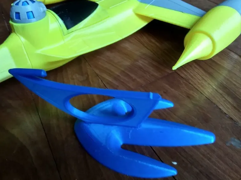 N1 Naboo Starfighter Stand