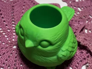 Bird shaped planter
