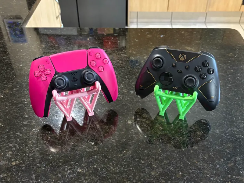 Controller Stand Slim