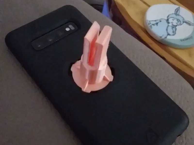 Quad lock phone holder for air vent