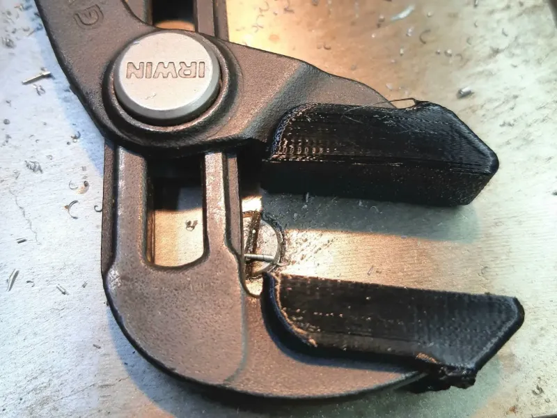 Vise grip soft jaw