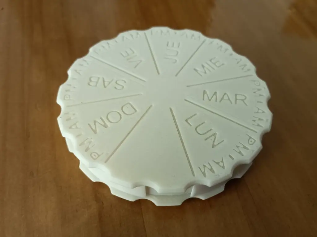 WEEKLY PILL BOX WITH AM-PM DIVISION