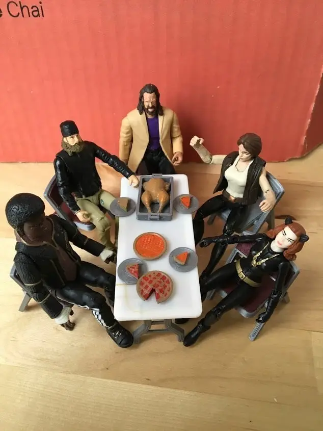 Folding Table (1/18 scale)