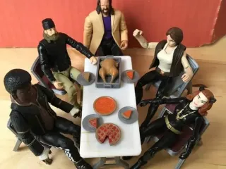 Folding Table (1/18 scale)