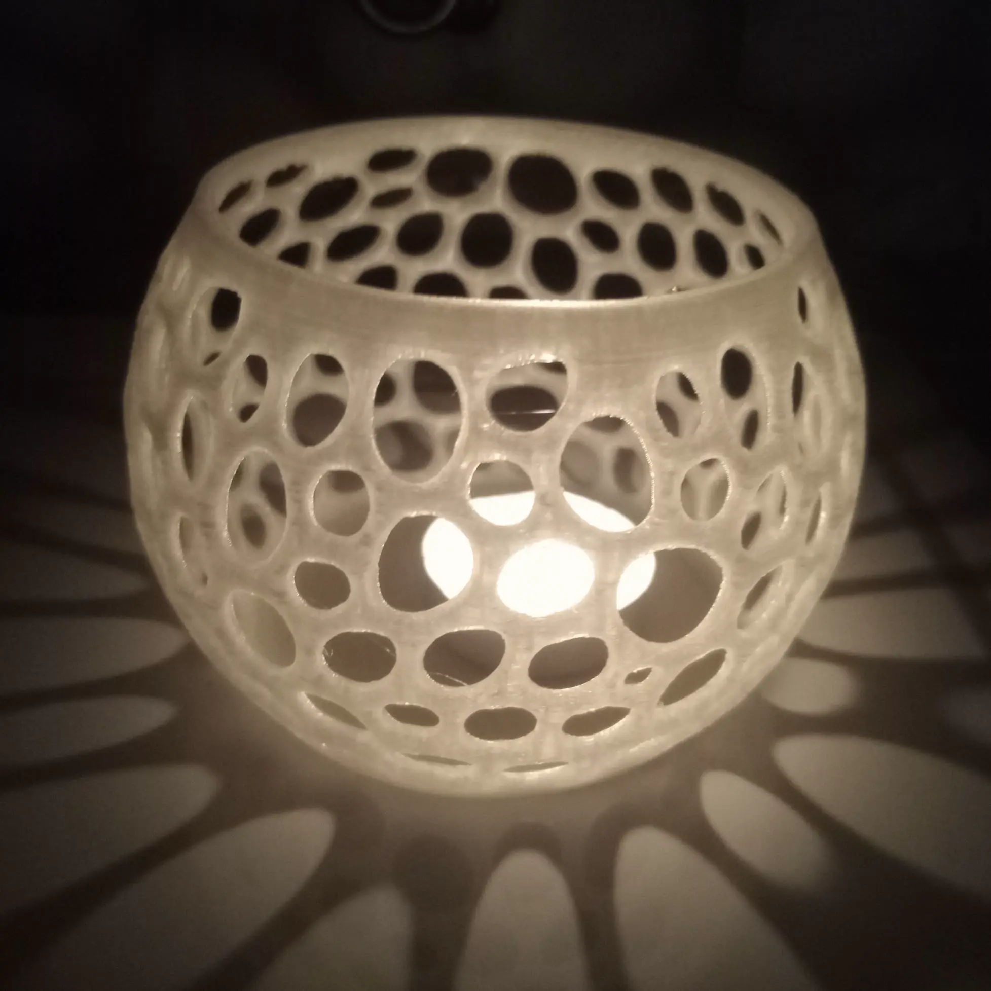 Candle Holder Voronoi / Organizer