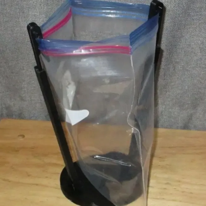 ziploc bag holder