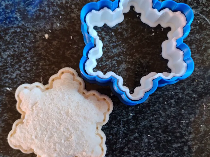 SNOWFLAKE Cortador e selador de pão/ Sanduíche/ Biscoitos
