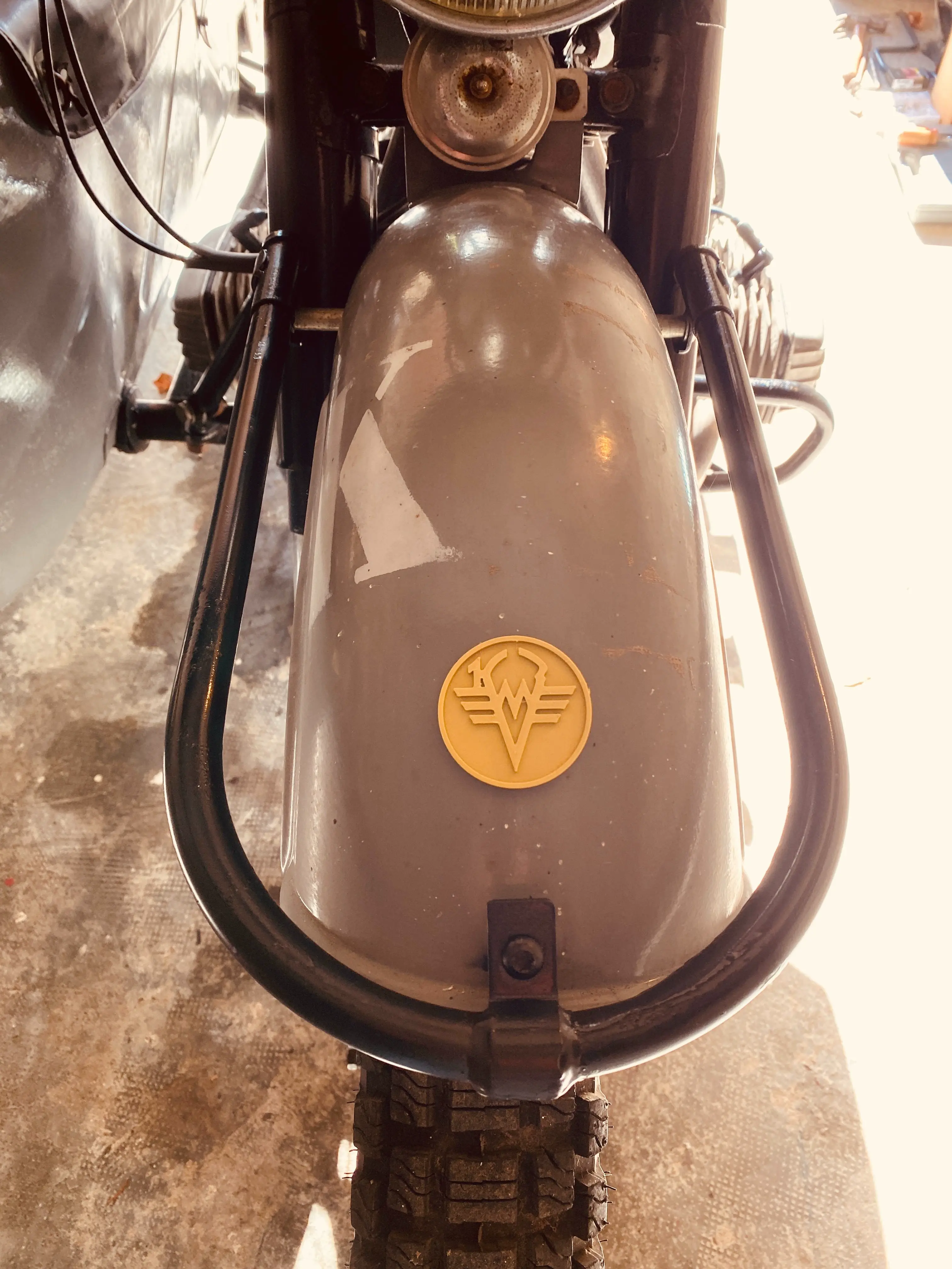 Logotipo Dnepr Sidecar