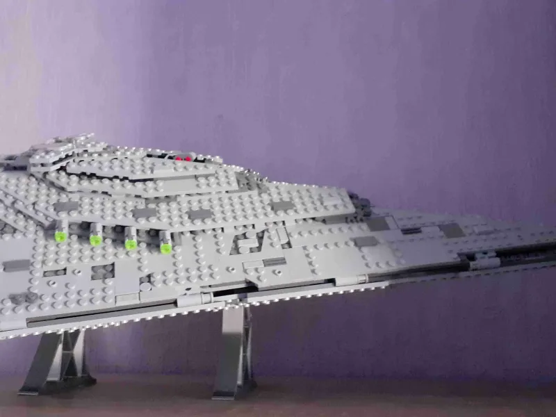 Stand 75190 Episode VIII Erste Ordnung Sternzerstörer
