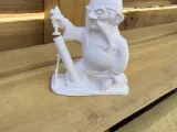 Гном со ступкой-2