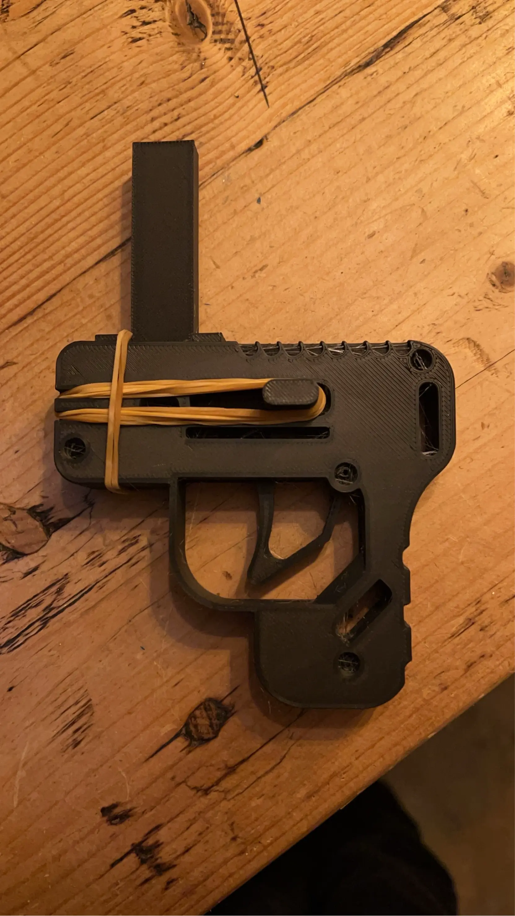 Tic tac gun unbranded with mag