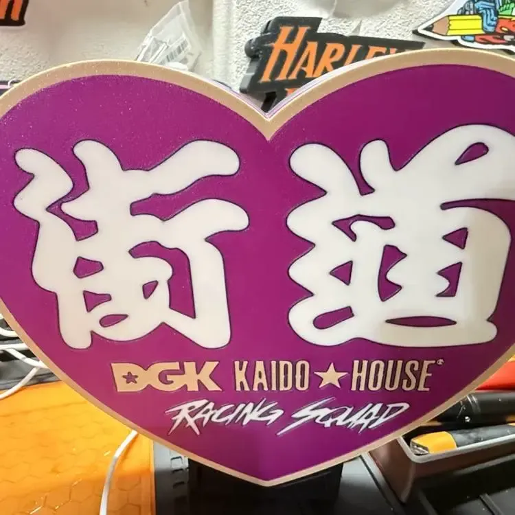 DGK Kaido House racing squad led lightbox