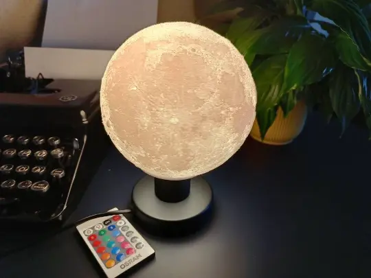 Moon Desk Lamp