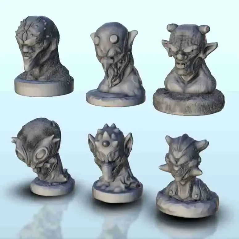 Set of six alien creatures busts 13 - miniatures sci-fi scie