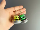 Alien & Cat UFO Keychains-2