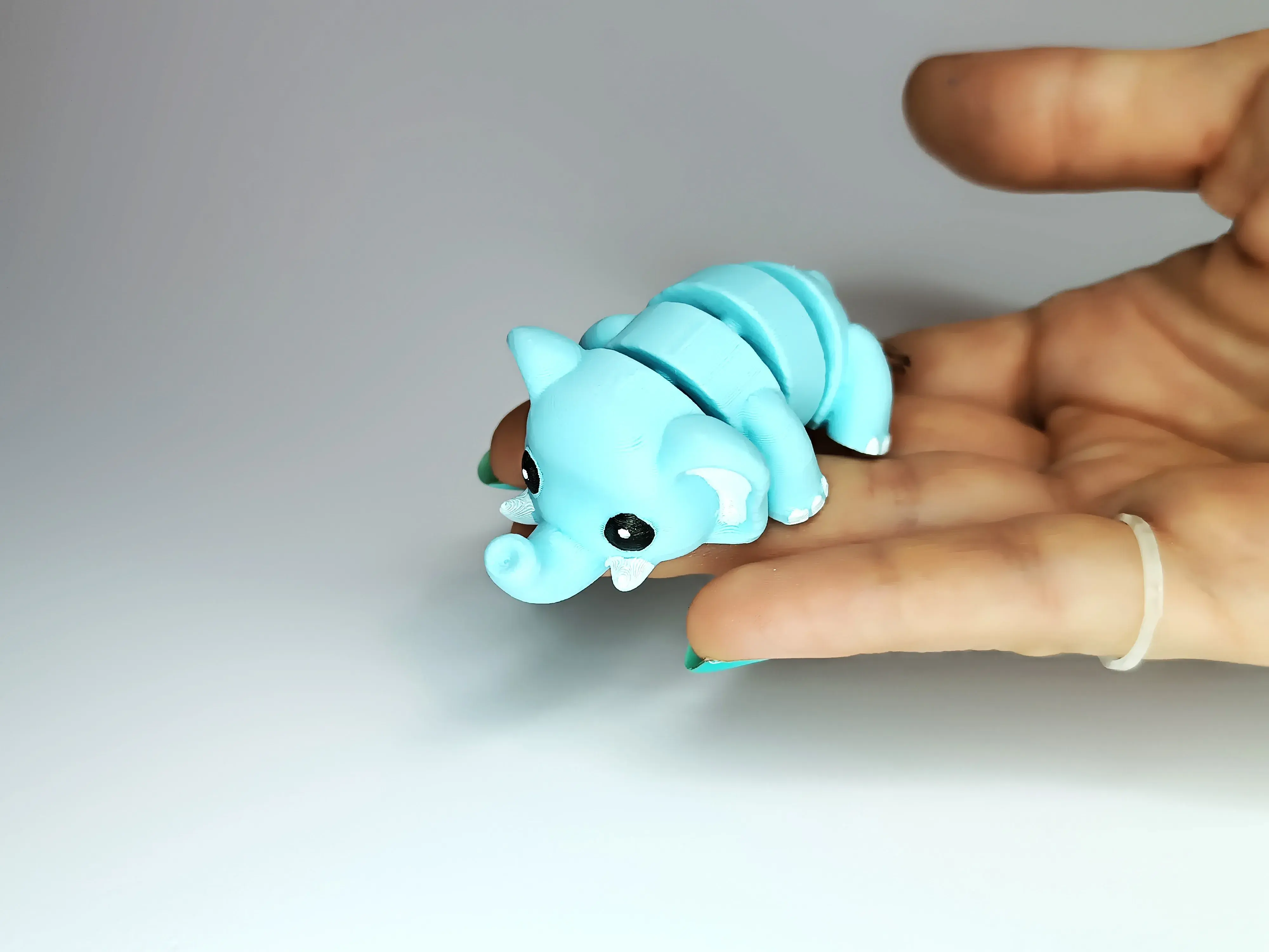 Cute Flexi Pets Elephant (Keychain & Magnet)