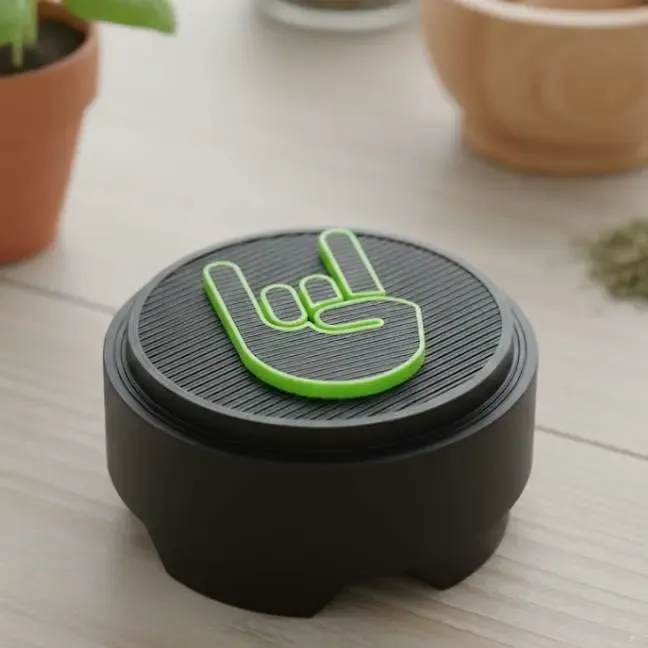 Rock weed grinder by Aza