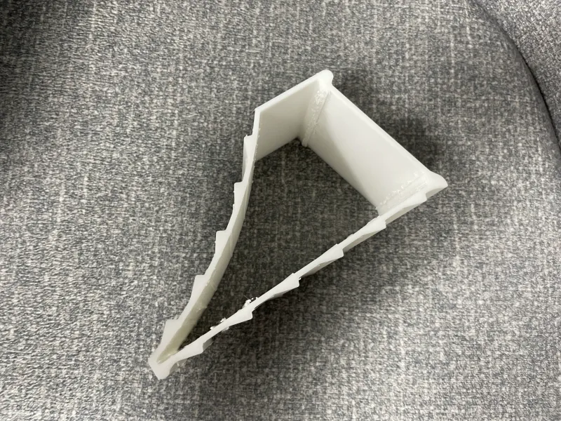 Paper reel chock