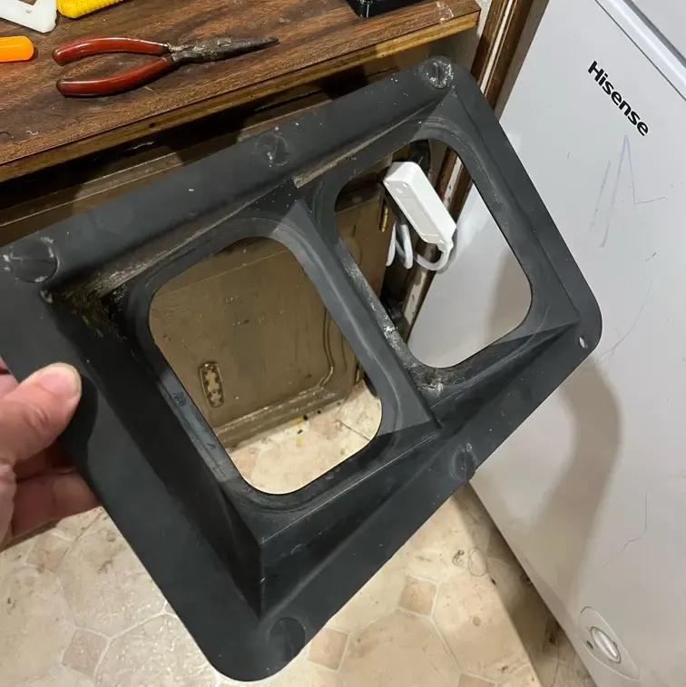 Tail light housing for element by jerr-dan wheel lift