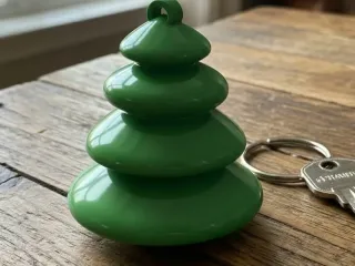 Christmas Tree Keychain | Minimalist Holiday Gift 🎄