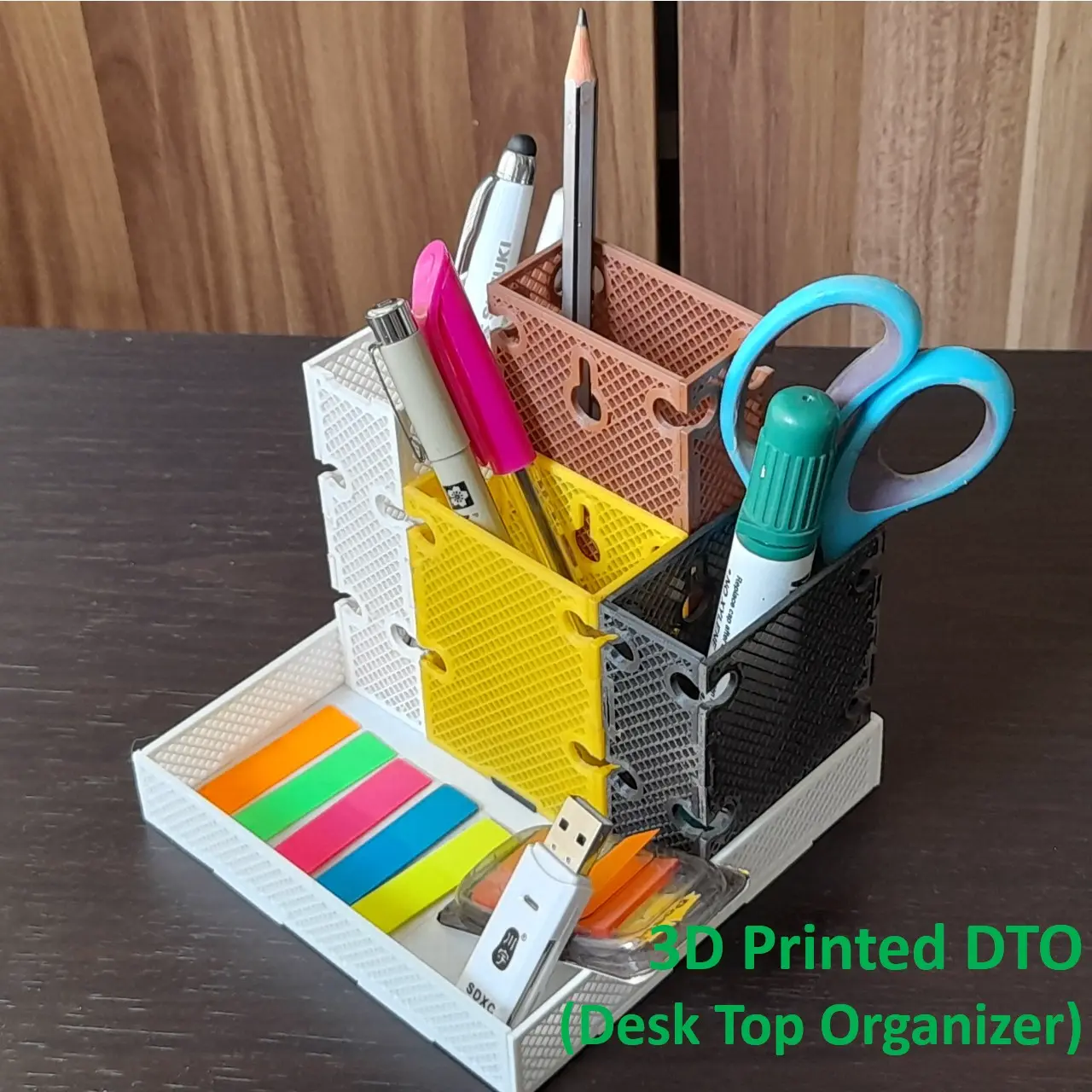 dTO (Desk Top Organizer) stampato in 3D