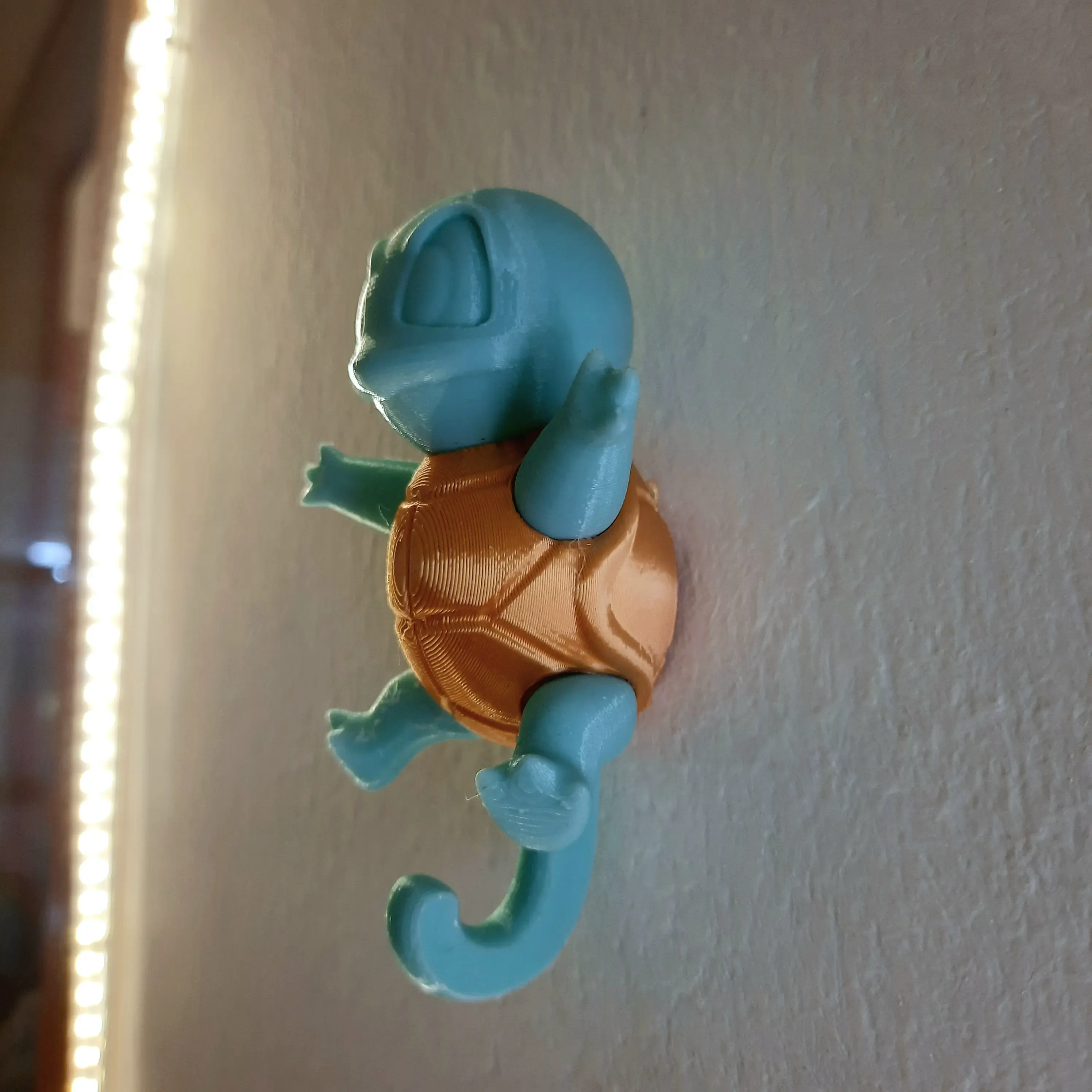 SQUIRTLE KEY HOLDER