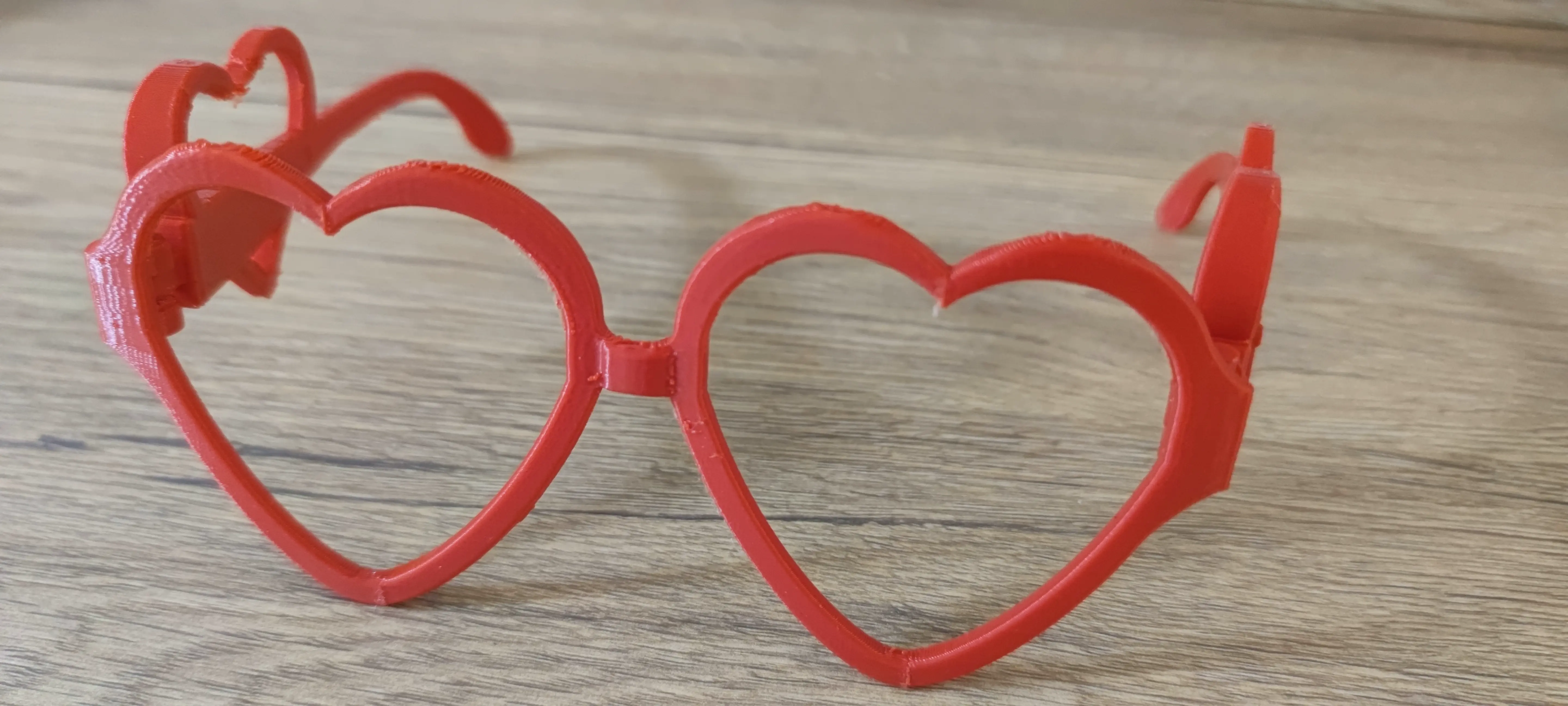 San Valentine Glasses with Love and Heart