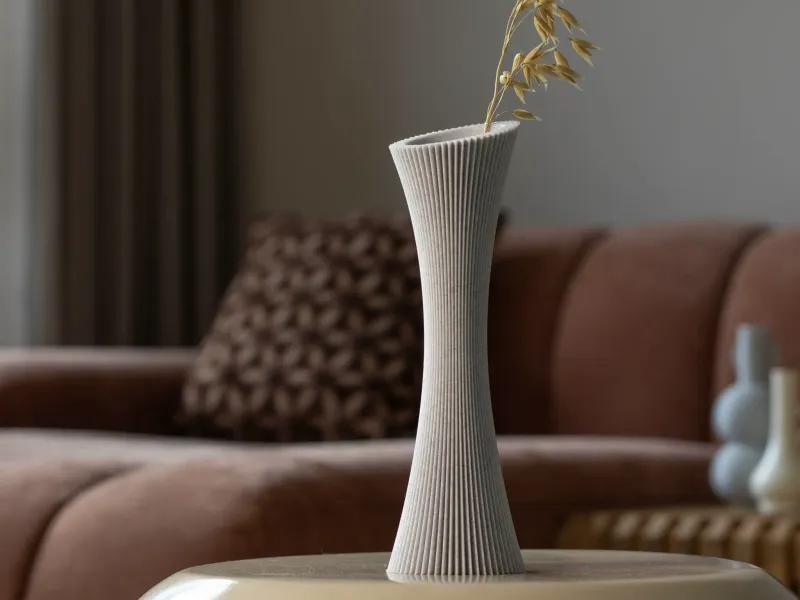 Vase ÉLISE - Elegant Ribbed Design
