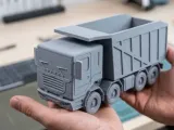 大型トラック-1