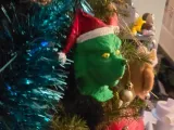 THE GRINCH HEAD BAUBLE-5