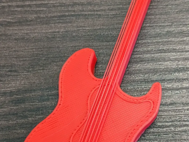 Chitarra elettrica stile Fender