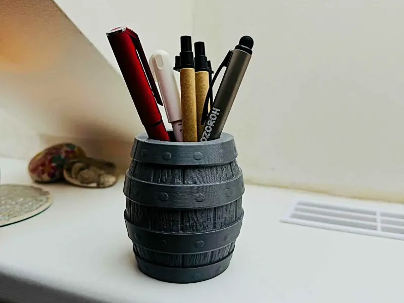 Barrel Pen Holder